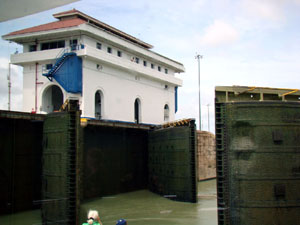 Miraflores Lock